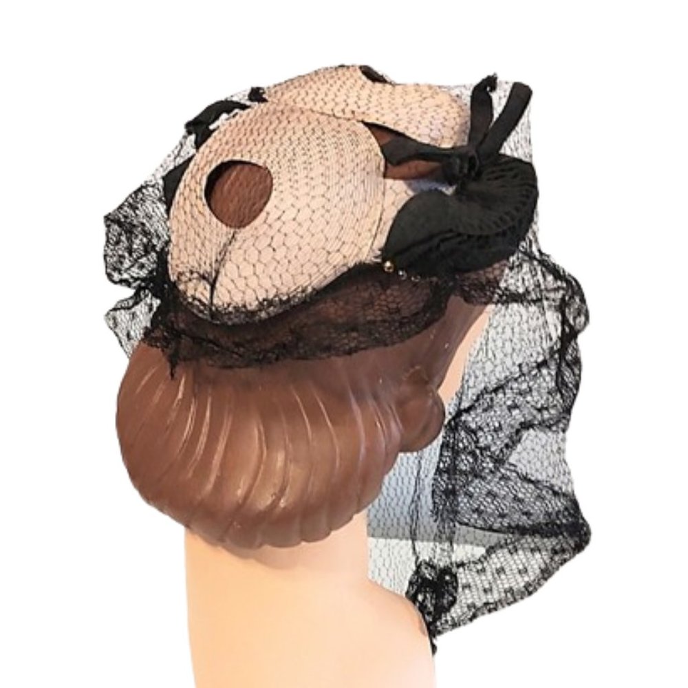 1940s Vintage Small Tan & Black Calot Juliet Hat With Black Full Chapel Veil - Picture 4 of 9